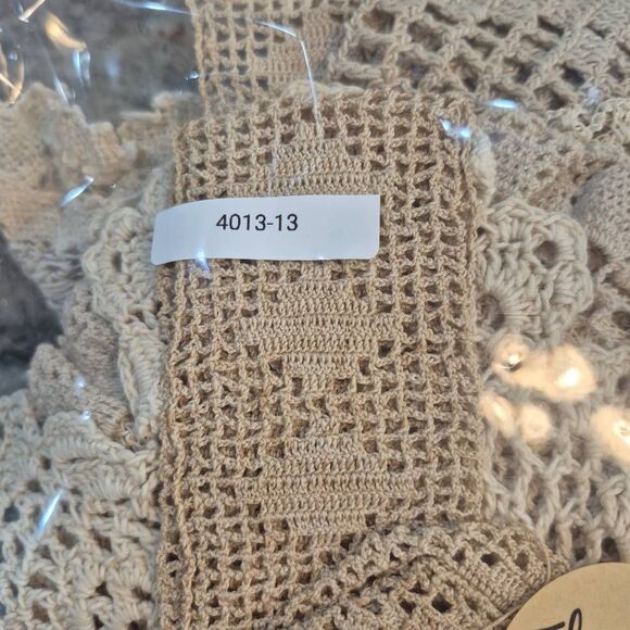 Crochet, 14 Vintage Vintage Medium Ivory, Cream Ecru Cotton Doilies, Handmade - Picture 7 of 7